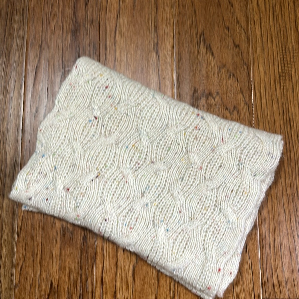 NWOT Lands End Scarf